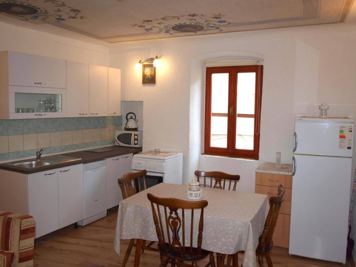 Apartment 52 โรวีน ภายนอก รูปภาพ